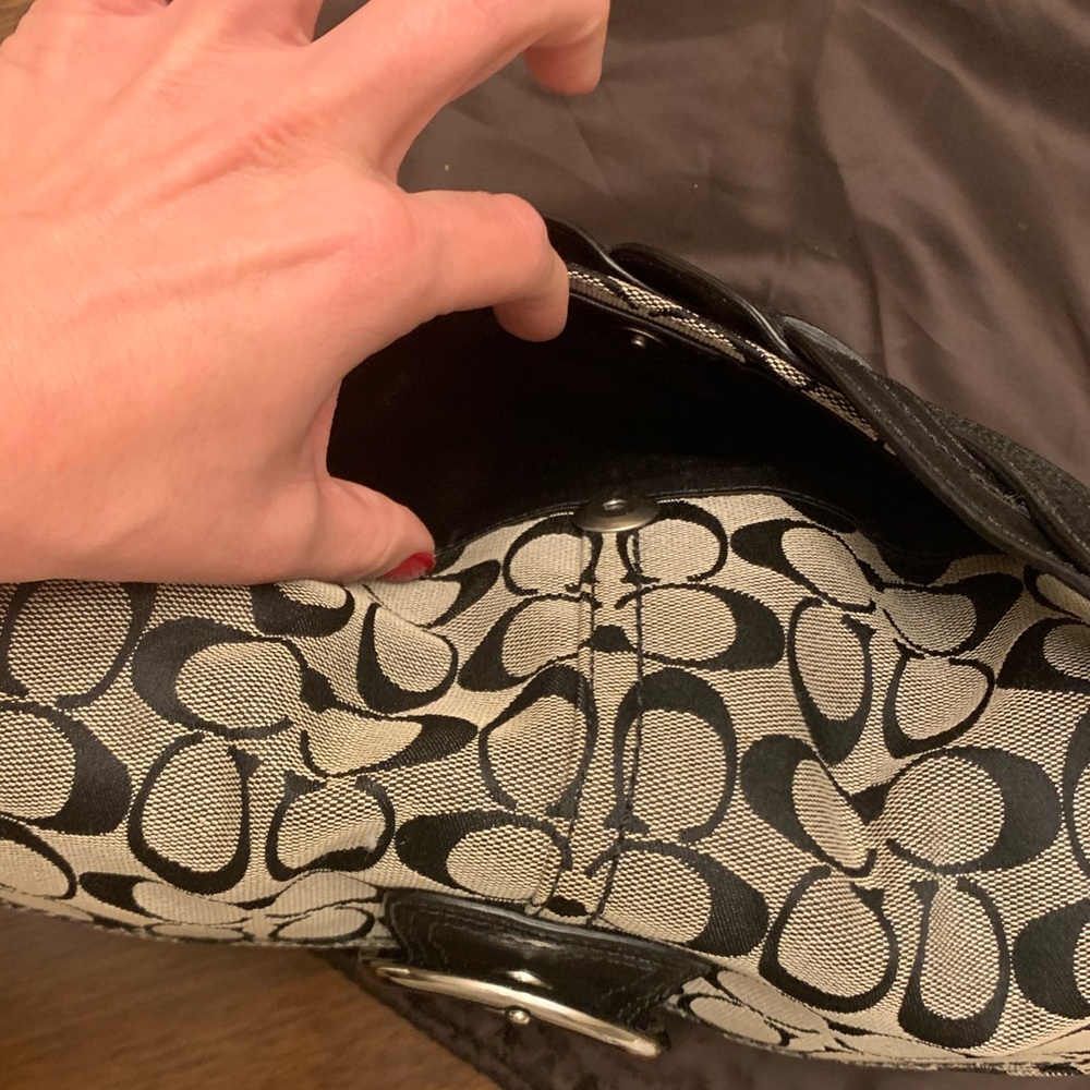 Coach Handbag - Picture 6 of 7